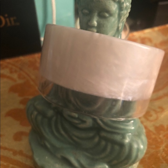 CHANEL Classic Lucite Bracelet - Picture 3 of 6